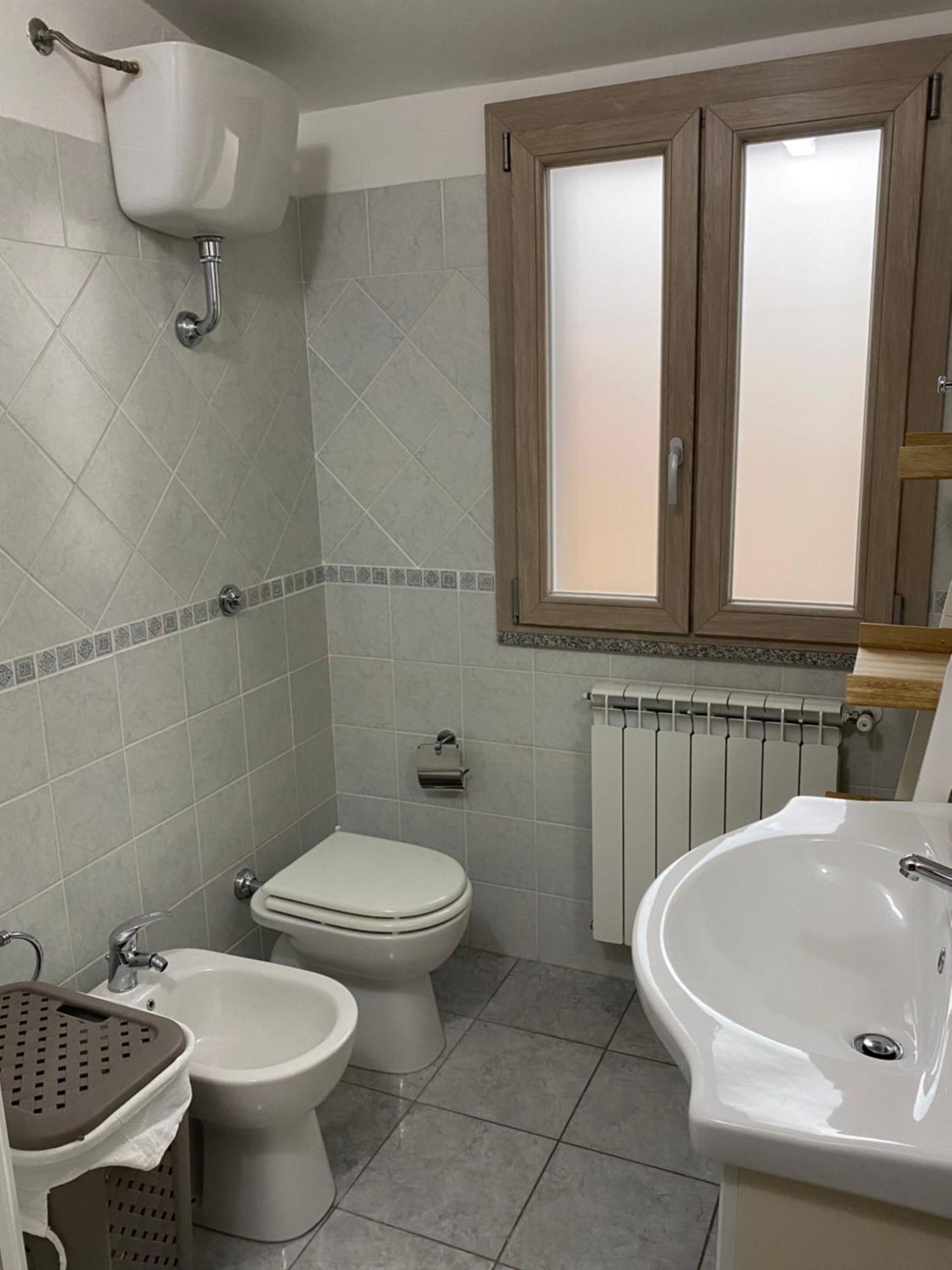 Da Gin Apartment Bosa Marina Bagian luar foto